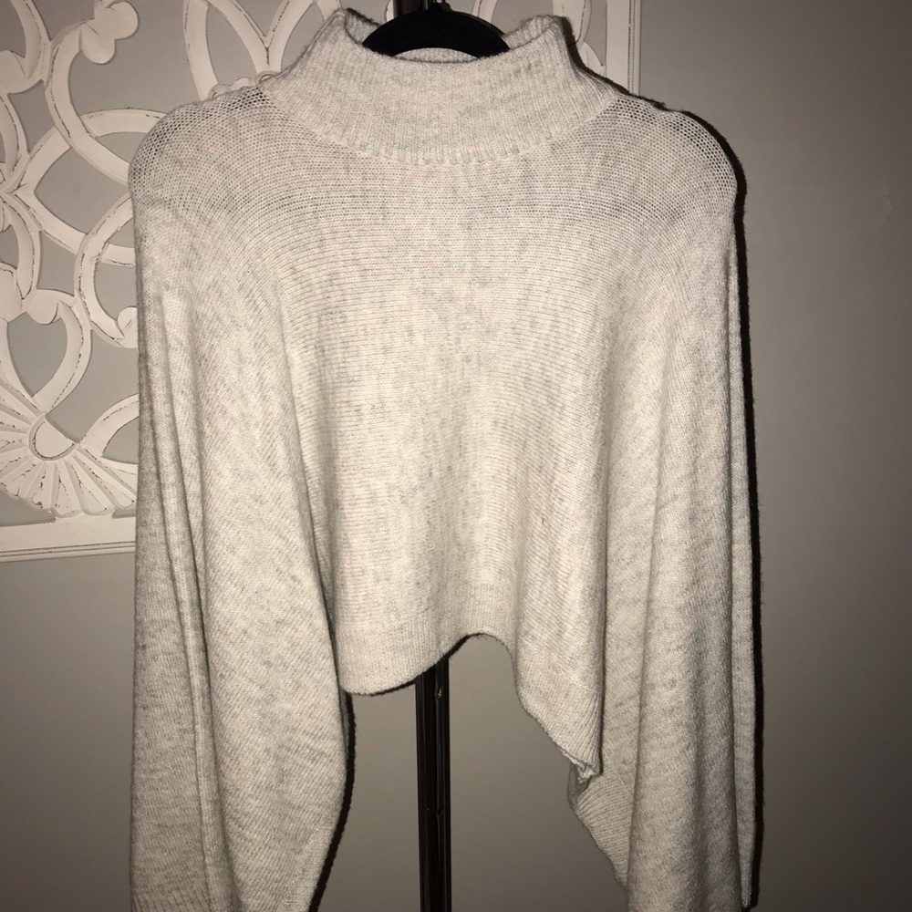 Cropped sweater